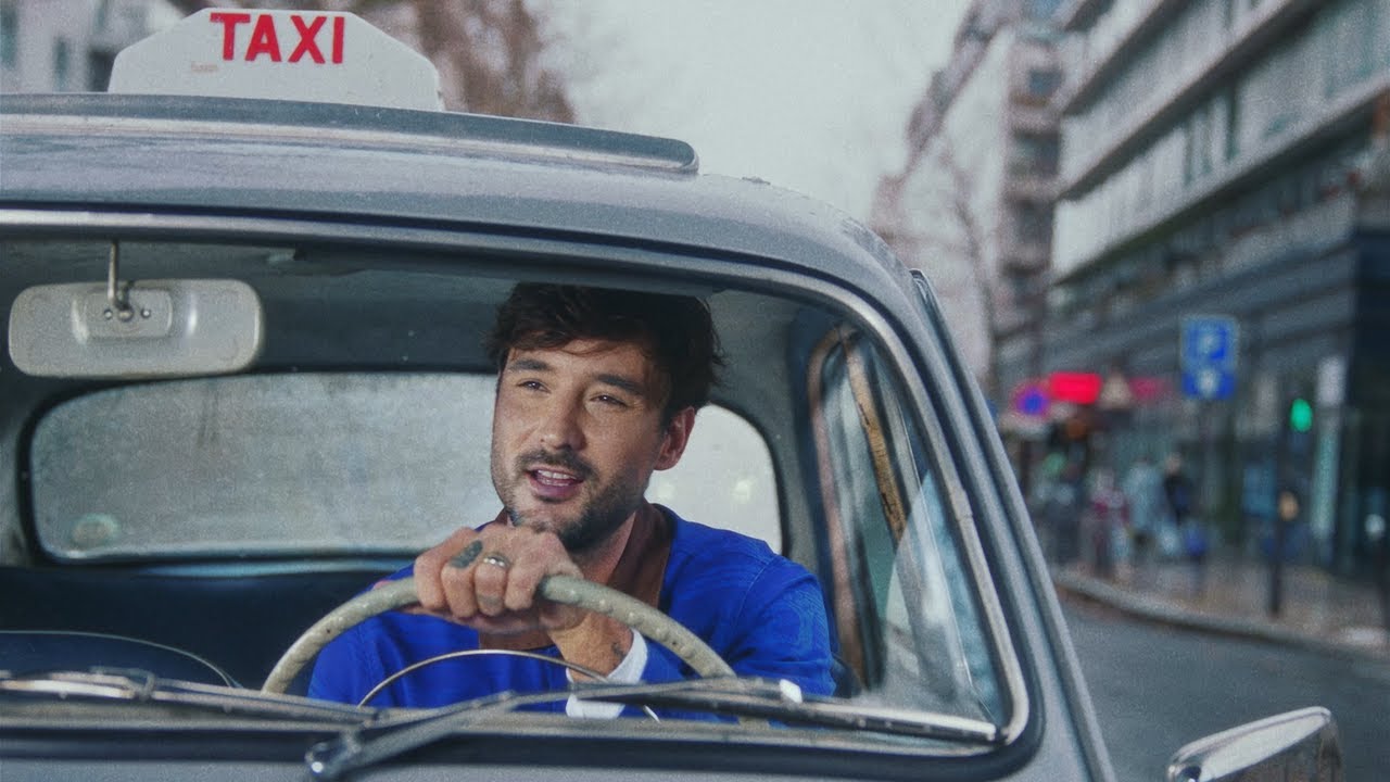 Jérémy Frerot - À la vie qu'on mène (Clip Officiel)