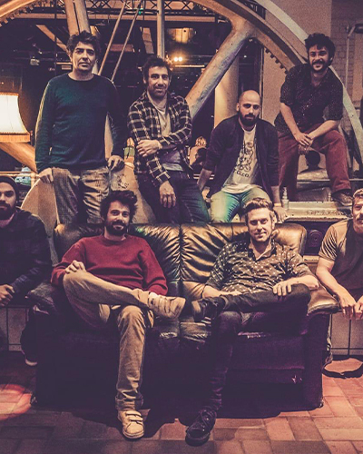 Affiche HURLEMENTS D'LEO